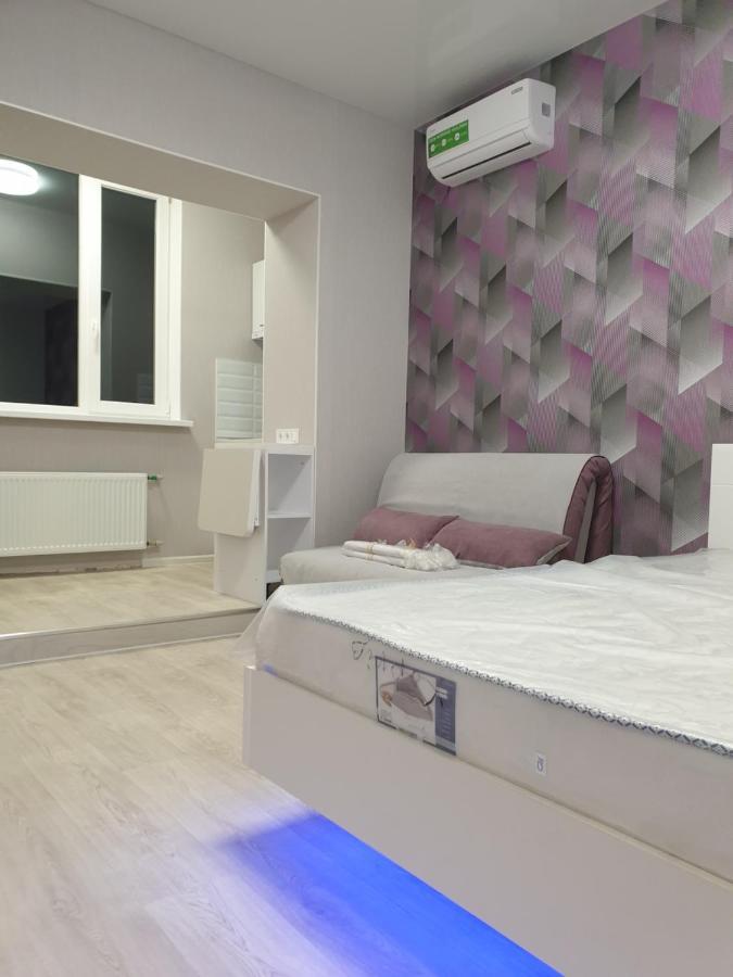 Apart Hotel Malinovskogo ハルキウ エクステリア 写真